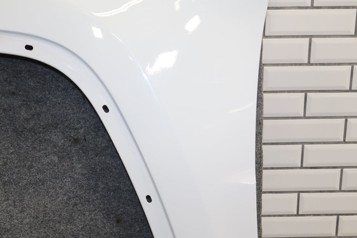 14-16 Jeep Grand Cherokee Limited Left Fender (Bright White PW7)