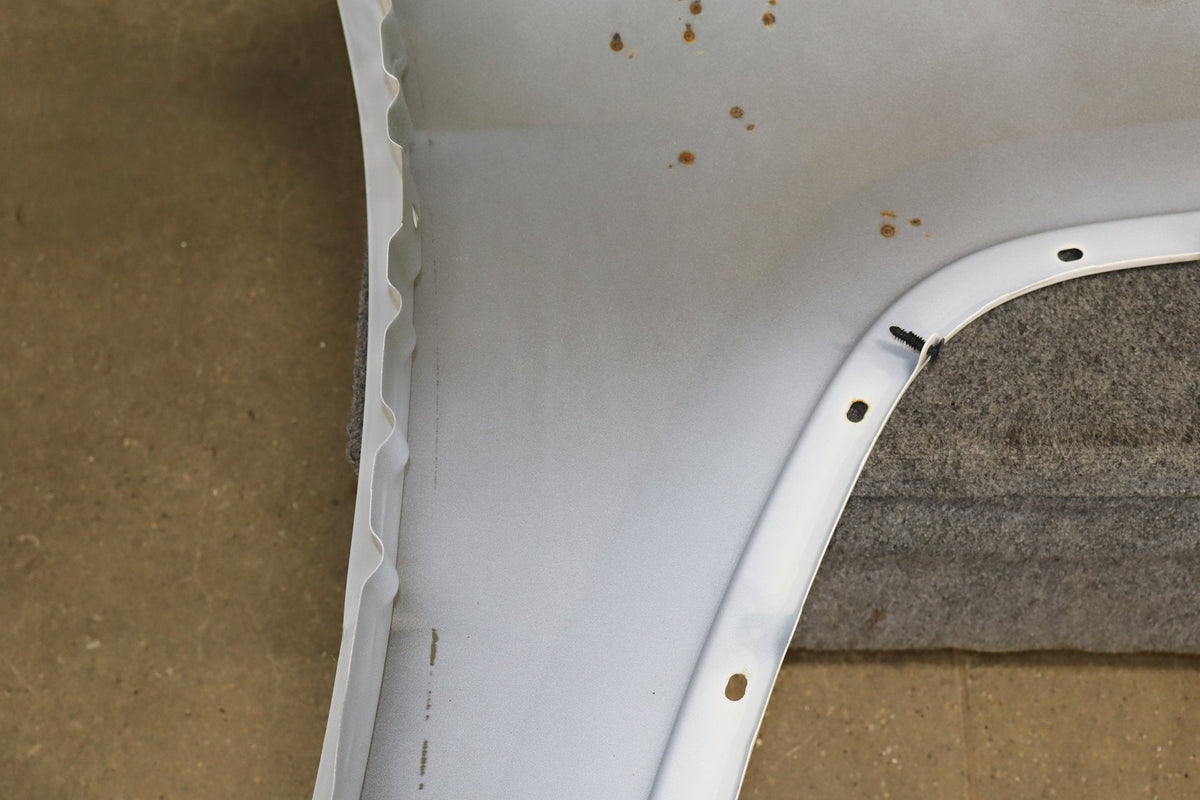14-16 Jeep Grand Cherokee Limited Left Fender (Bright White PW7)