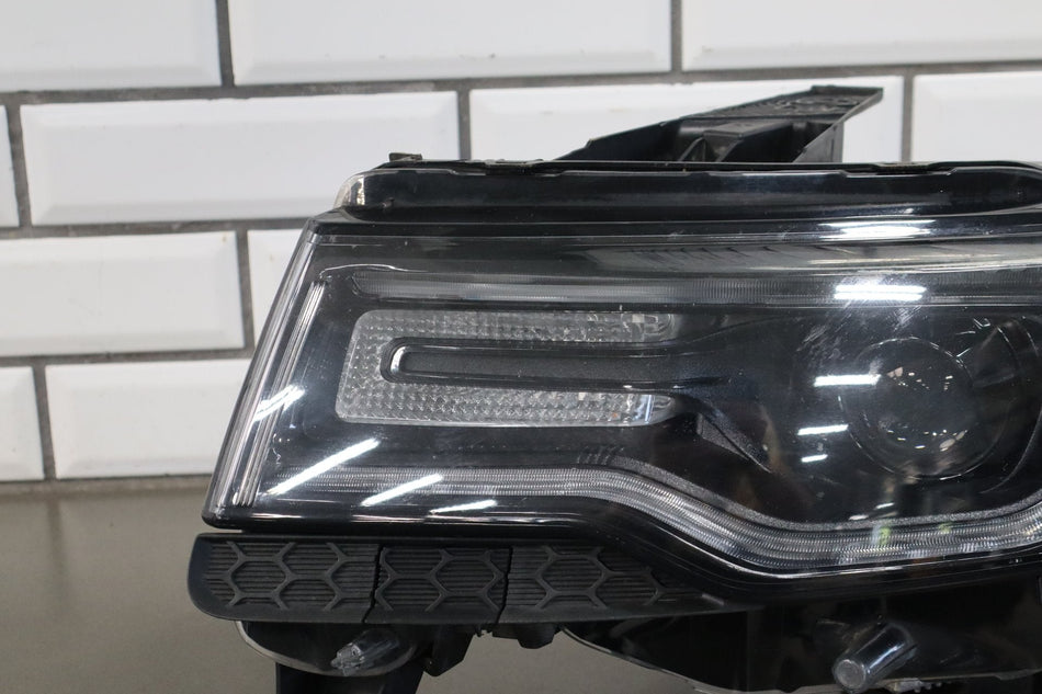14-16 Jeep Grand Cherokee Limited Left Headlamp HID Tested