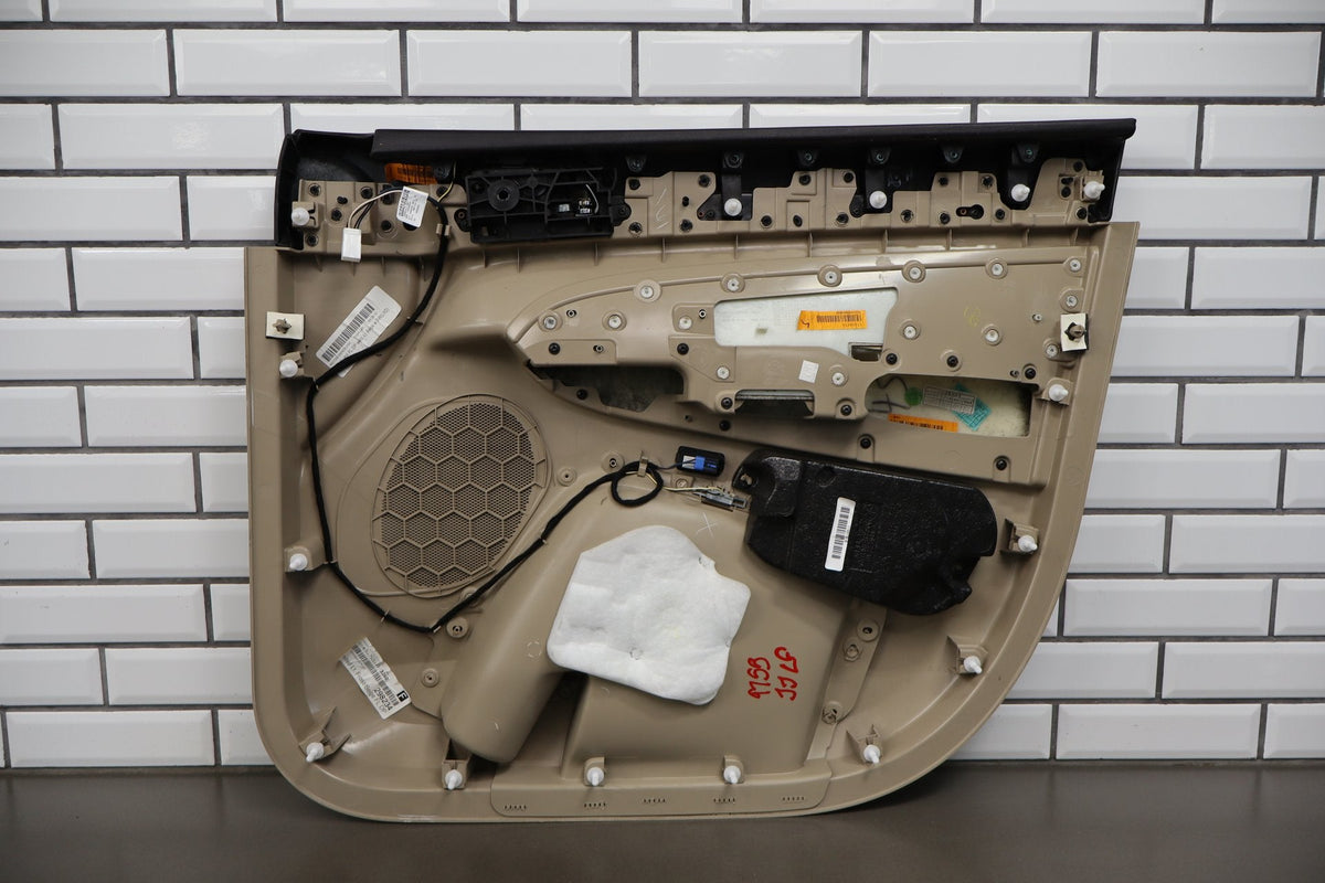 14-16 Jeep Grand Cherokee Limited LF Door Panel (Frost Beige)