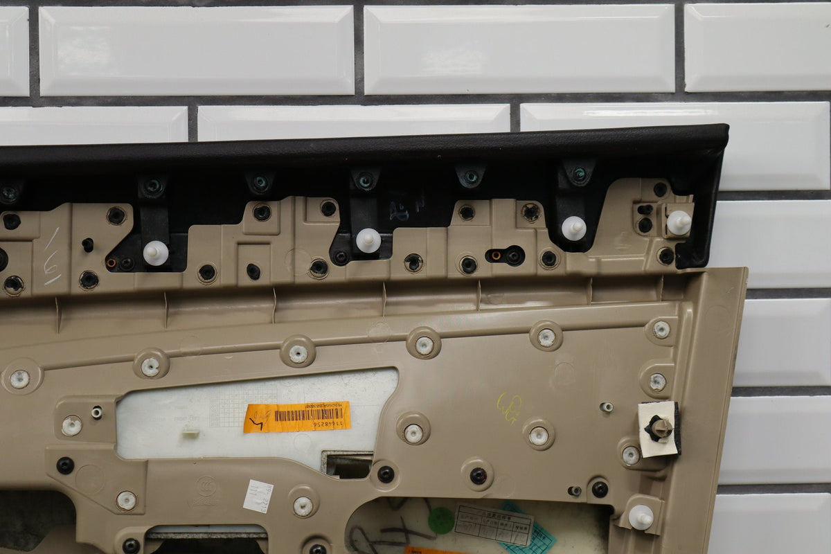 14-16 Jeep Grand Cherokee Limited LF Door Panel (Frost Beige)