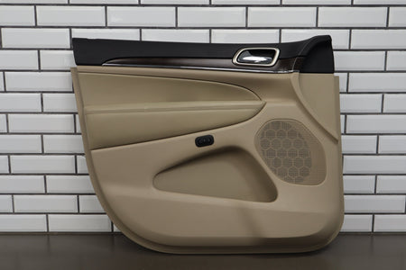14-16 Jeep Grand Cherokee Limited LF Door Panel (Frost Beige)