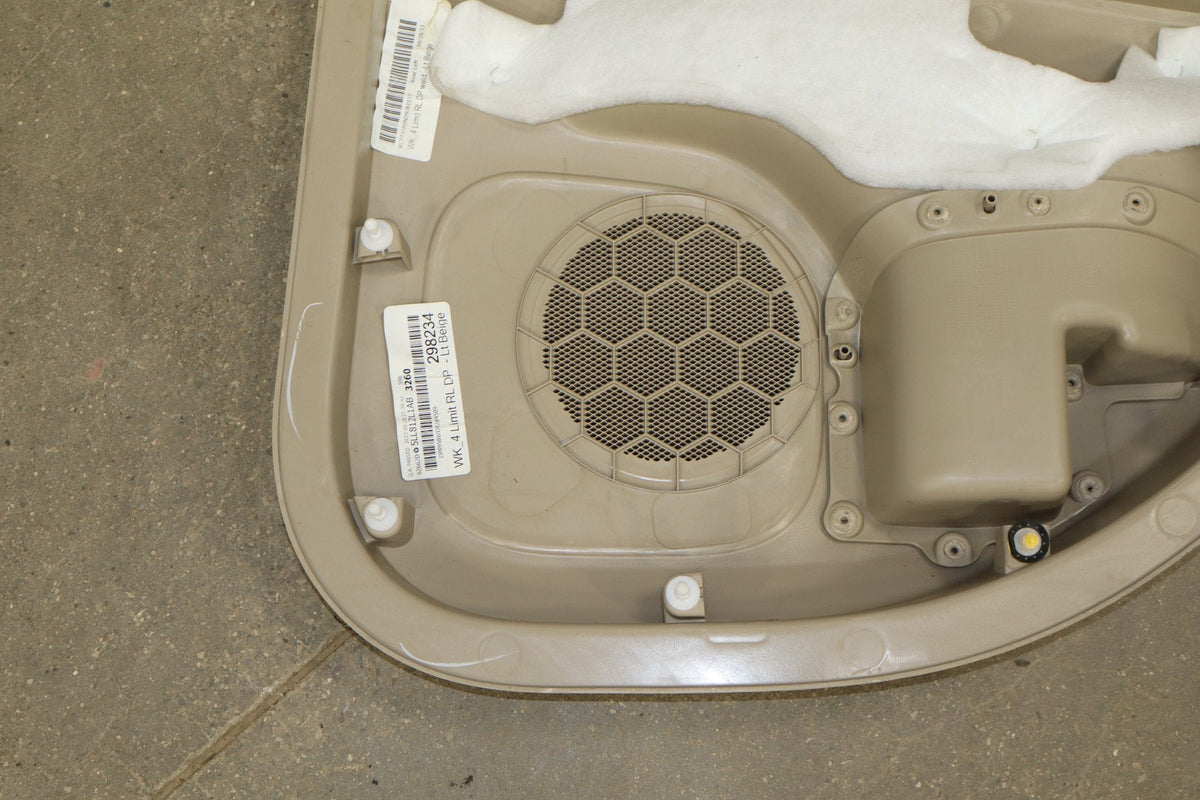 14-16 Jeep Grand Cherokee Limited LR Door Panel (Frost Beige)