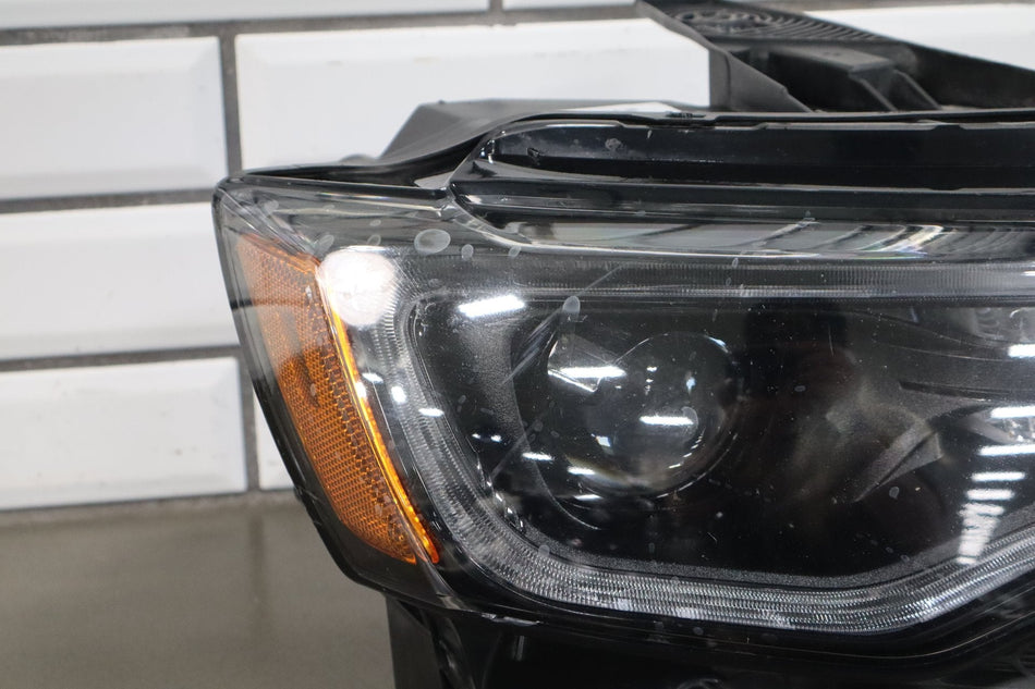 14-16 Jeep Grand Cherokee Limited Right Headlamp HID Tested
