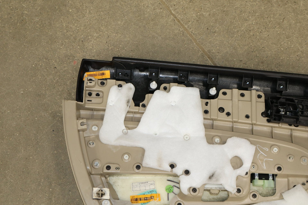 14-16 Jeep Grand Cherokee Limited RR Door Panel (Frost Beige)