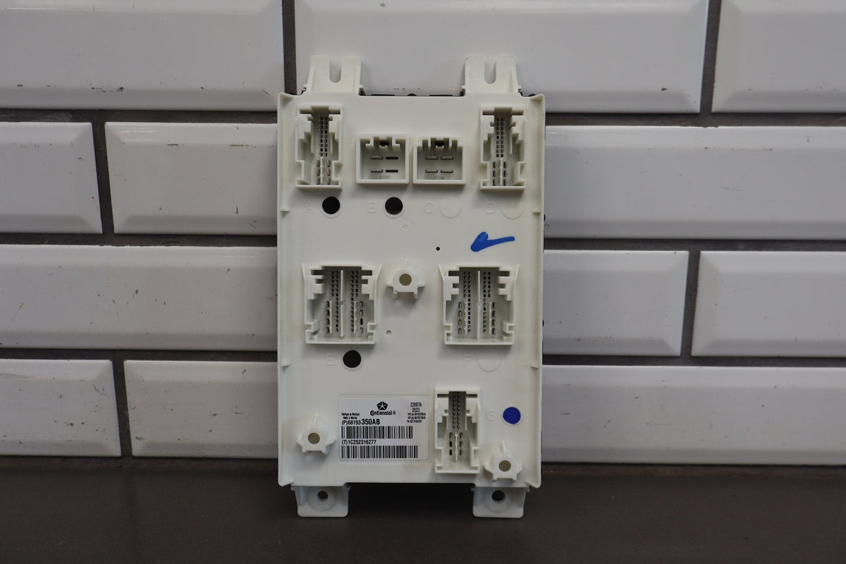 14-16 Jeep Grand Cherokee WK2 Body Control Module BCM