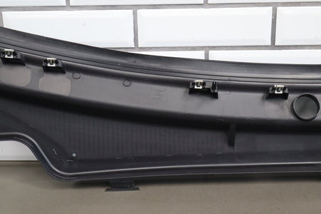 14-16 Jeep Grand Cherokee WK2 Cowl Vent Panel