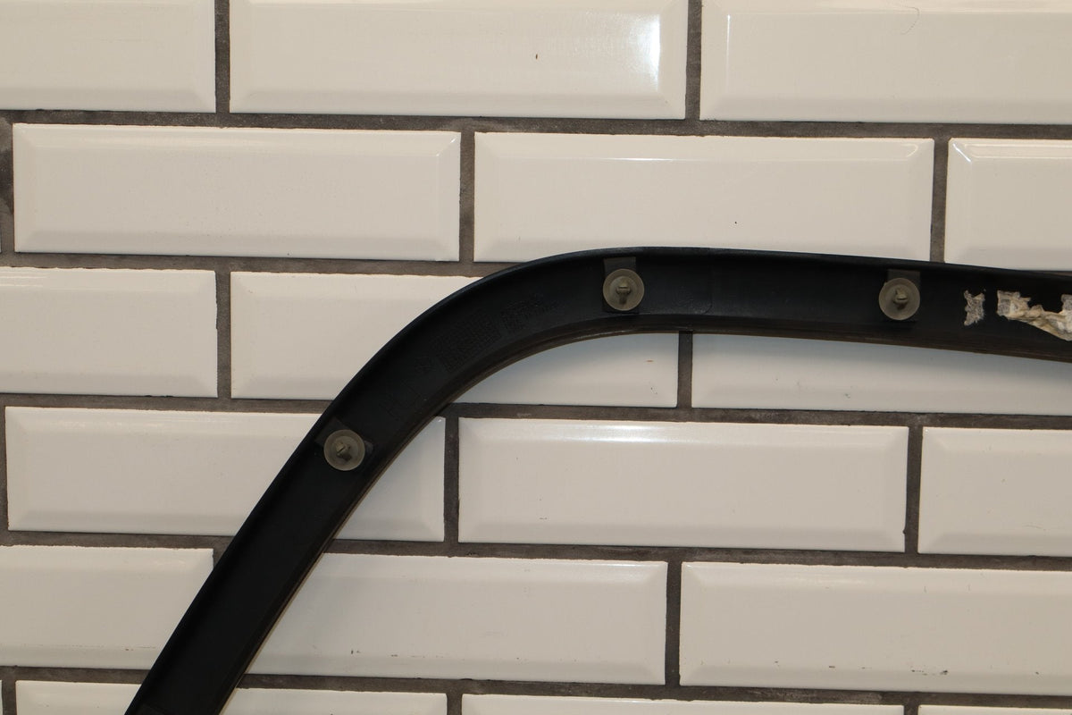 14-16 Jeep Grand Cherokee WK2 Left Fender Molding (Black)