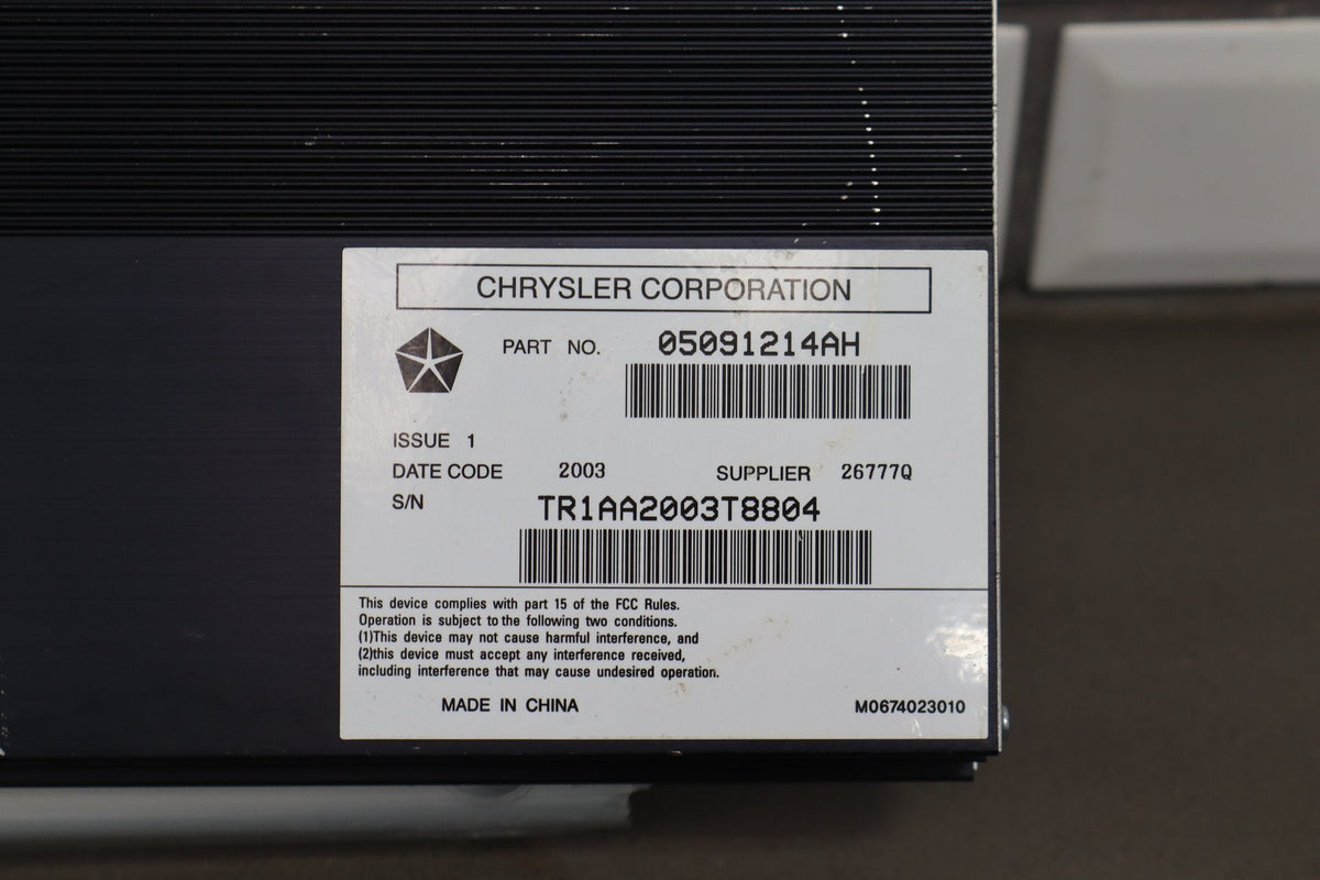 14-16 Jeep Grand Cherokee WK2 Radio Amplifier