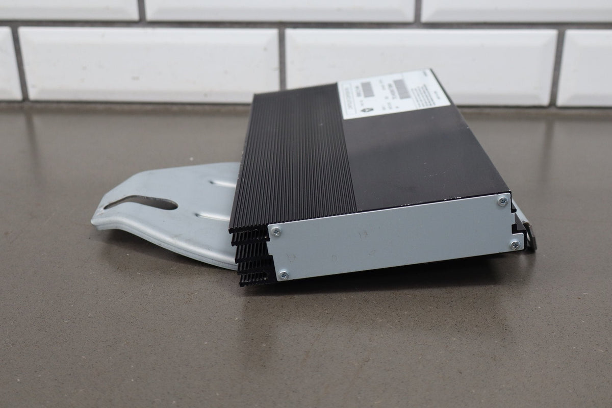 14-16 Jeep Grand Cherokee WK2 Radio Amplifier