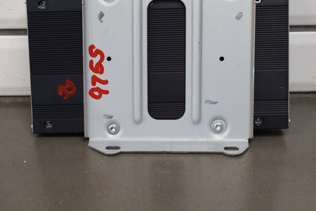 14-16 Jeep Grand Cherokee WK2 Radio Amplifier