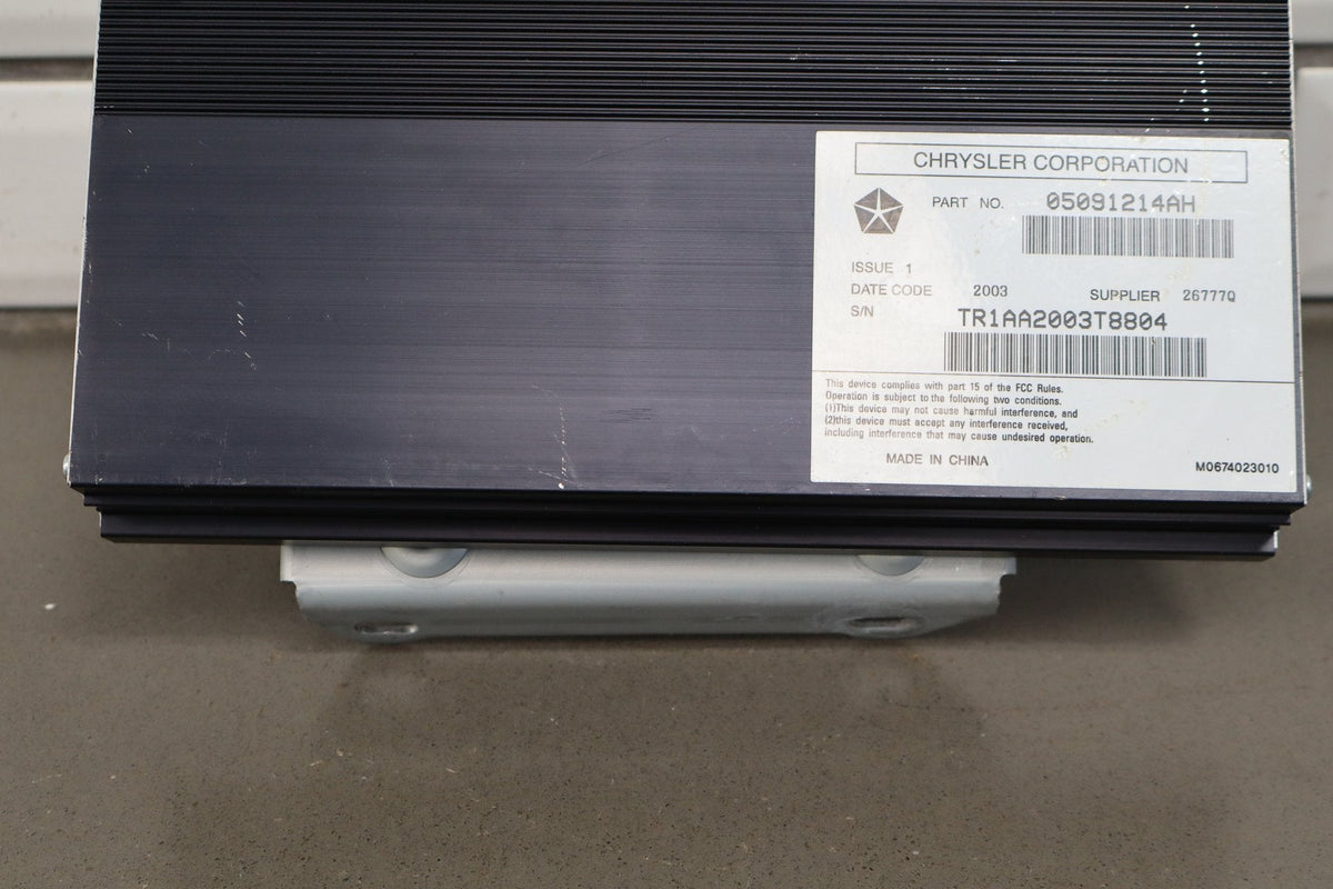 14-16 Jeep Grand Cherokee WK2 Radio Amplifier