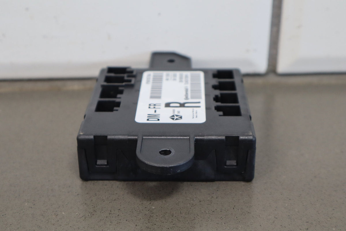 14-16 Jeep Grand Cherokee WK2 Right Door Control Module