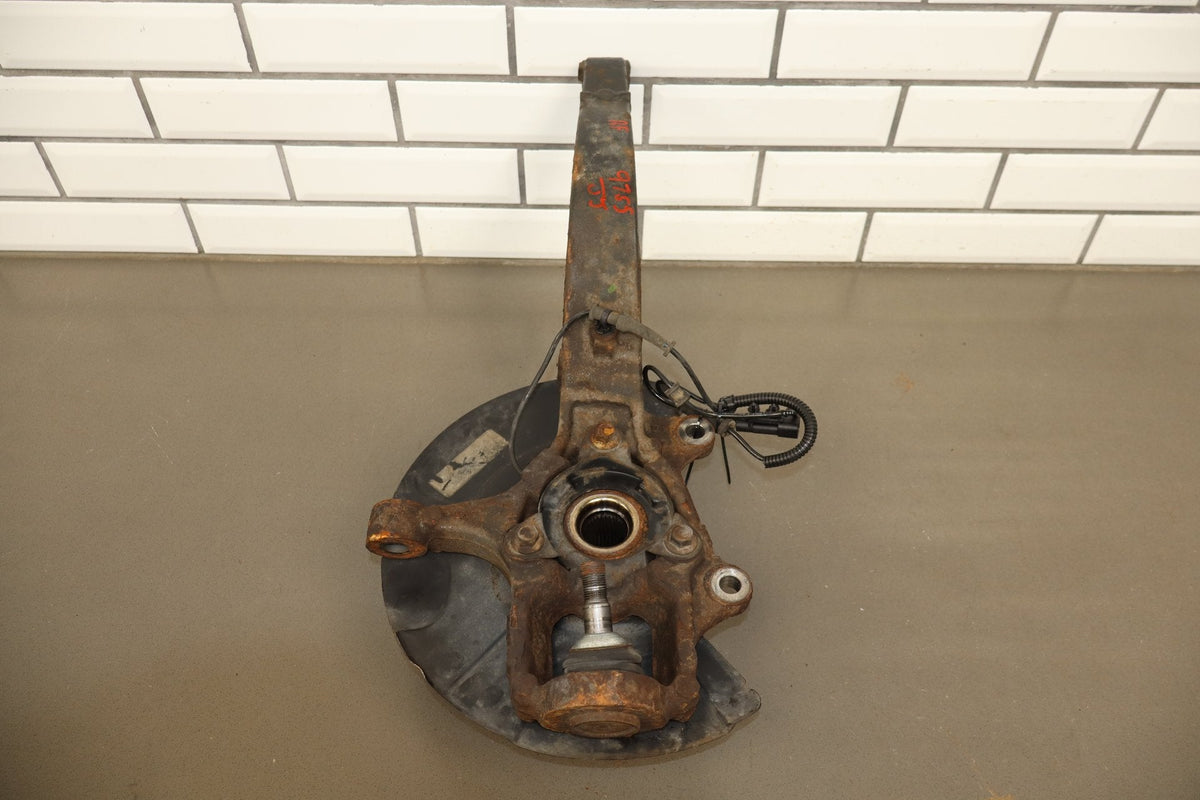 14-16 Jeep Grand Cherokee WK2 Right Front Spindle w Hub ABS