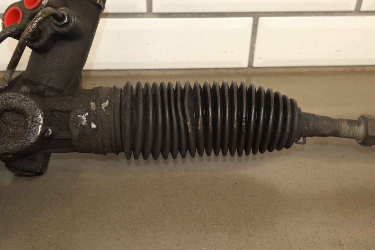 14-16 Jeep Grand Cherokee WK2 Steering Rack With Tie Rods