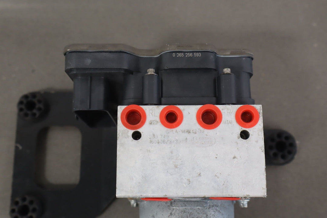 14 - 16 Range Rover Sport L494 ABS Pump Module Assembly 53k