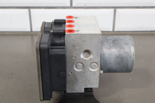 14 - 16 Range Rover Sport L494 ABS Pump Module Assembly 53k