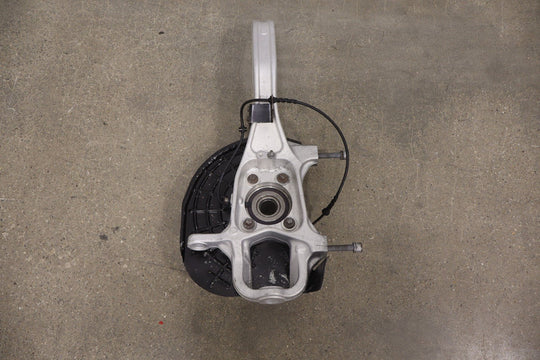 14 - 17 Maserati Ghibli AWD Front Left LH Spindle Knuckle W/ Hub & Sensor (77K)