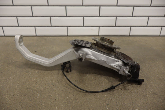 14 - 17 Maserati Ghibli AWD Front Left LH Spindle Knuckle W/ Hub & Sensor (77K)