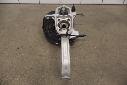 14 - 17 Maserati Ghibli AWD Front Right RH Spindle Knuckle W/ Hub & Sensor (77K)