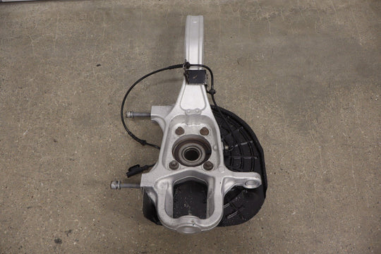 14 - 17 Maserati Ghibli AWD Front Right RH Spindle Knuckle W/ Hub & Sensor (77K)