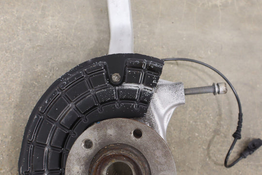 14 - 17 Maserati Ghibli AWD Front Right RH Spindle Knuckle W/ Hub & Sensor (77K)