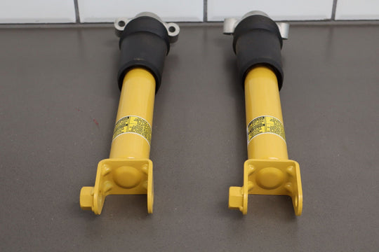 14 - 18 C7 Corvette Pair LH&RH Rear Shock Absorbers NEW GM 23202881