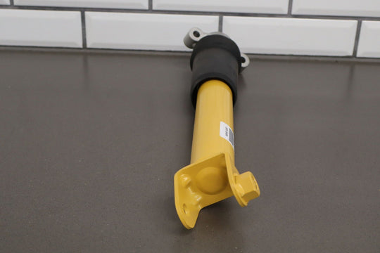 14 - 18 C7 Corvette Pair LH&RH Rear Shock Absorbers NEW GM 23202881