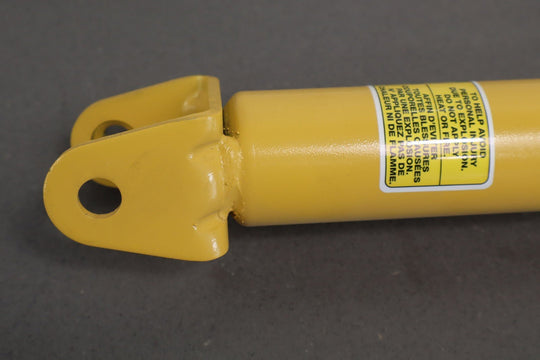 14 - 18 C7 Corvette Pair LH&RH Rear Shock Absorbers NEW GM 23202881