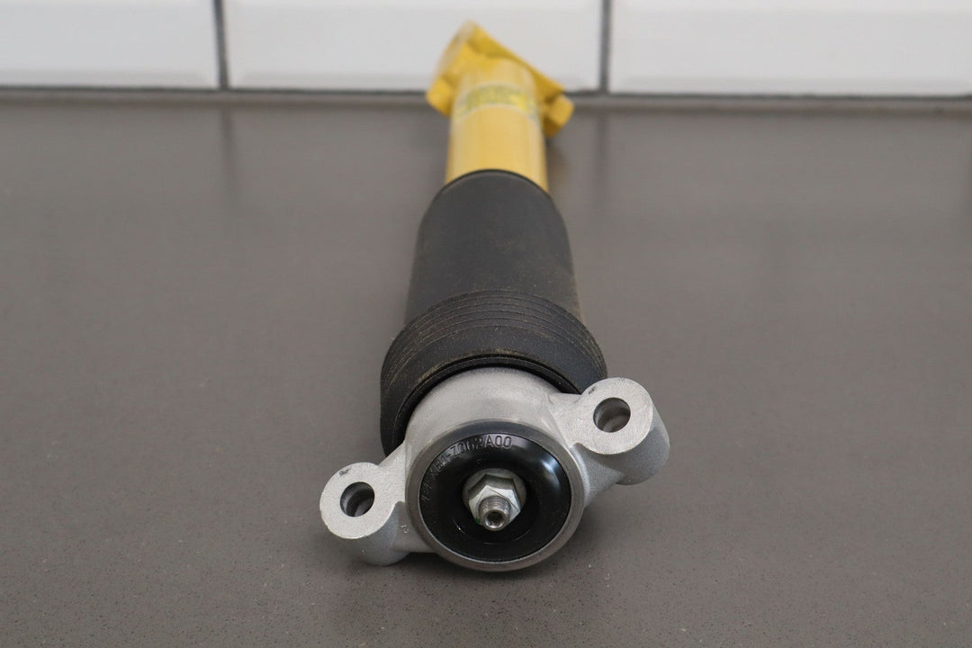 14 - 18 C7 Corvette Pair LH&RH Rear Shock Absorbers NEW GM 23202881