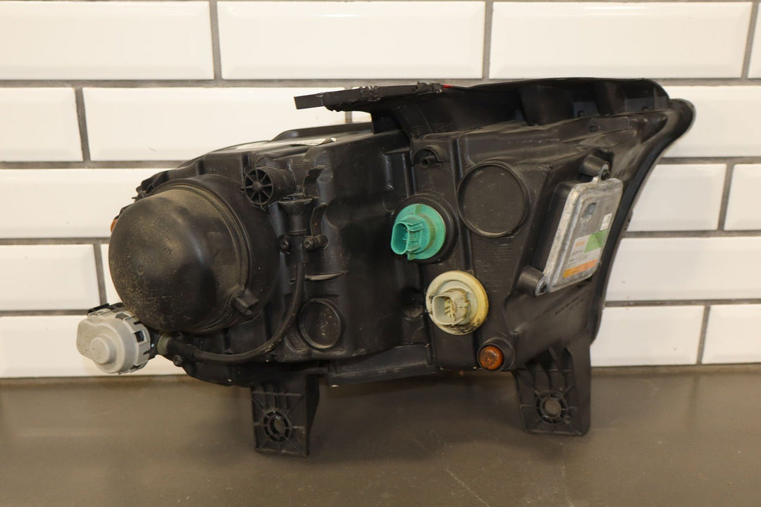 14 - 18 Dodge Durango SRT8 Driver Left LH Bi - Xenon HID Headlight See Photos