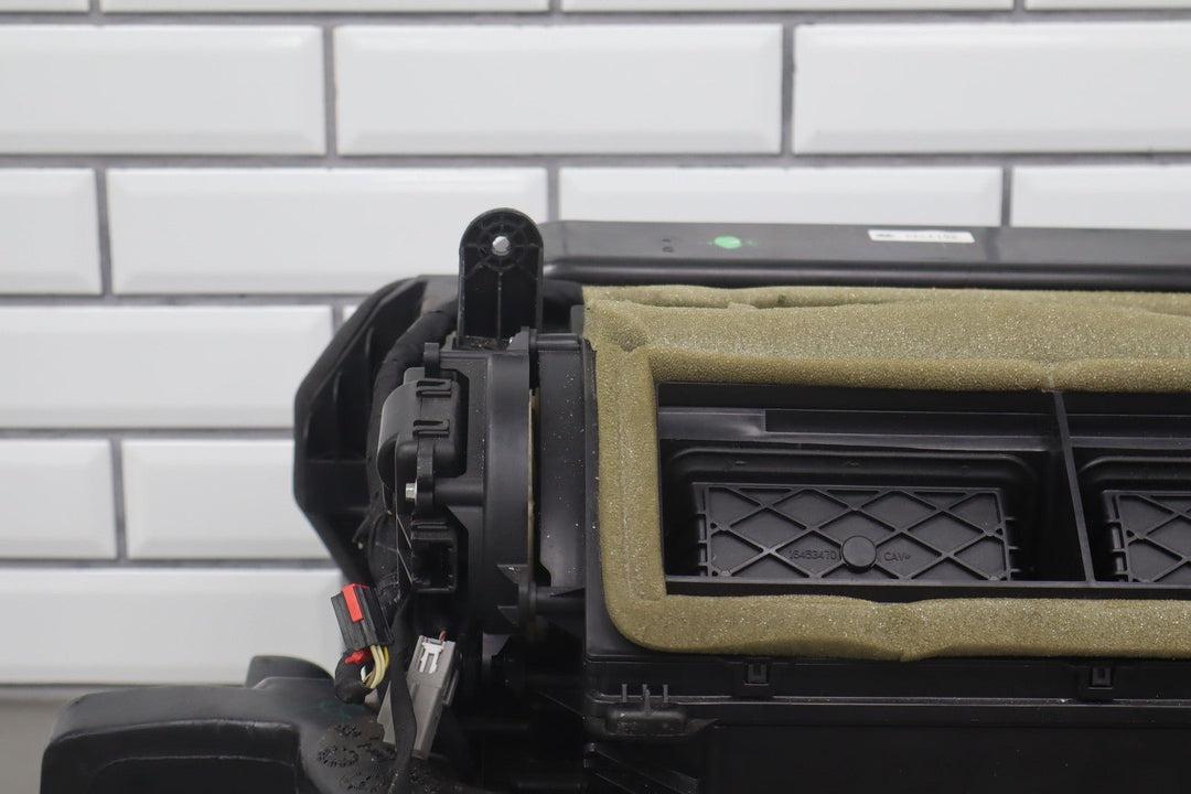 14 - 19 Chevy C7 Corvette OEM Climate Control Heater Housing (13592715)