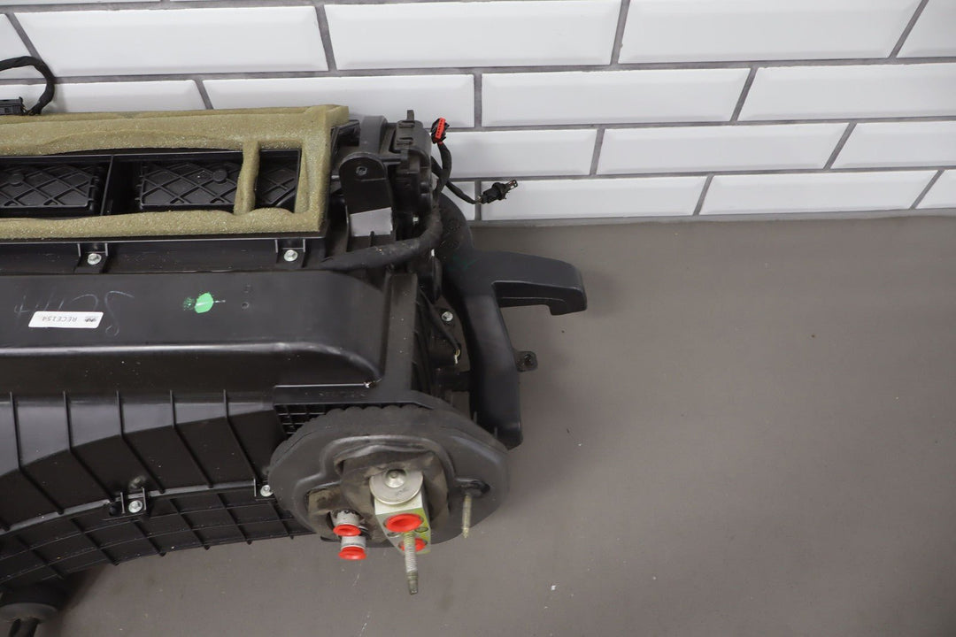 14 - 19 Chevy C7 Corvette OEM Climate Control Heater Housing (13592715)