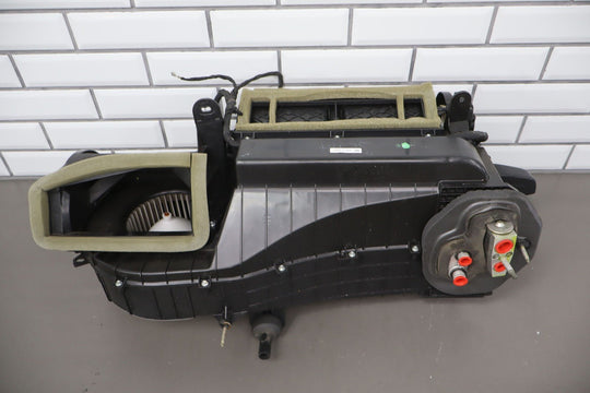 14 - 19 Chevy C7 Corvette OEM Climate Control Heater Housing (13592715)