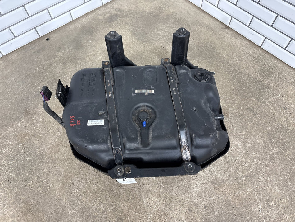 14-19 Jeep Grand Cherokee 3.0 EcoDiesel DEF Tank w Pump
