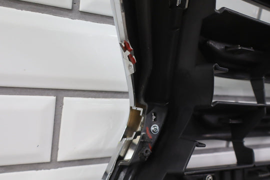 14 - 19 Lexus GX460 (W/Pre - Crash) Front OEM Upper Grille *Repaired*