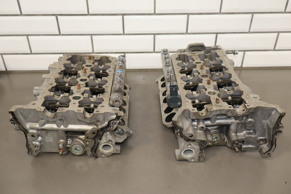 14-19 Ram 1500 Jeep Grand Cherokee 3.0L EcoDiesel Cylinder Heads Pair W/Cams OEM