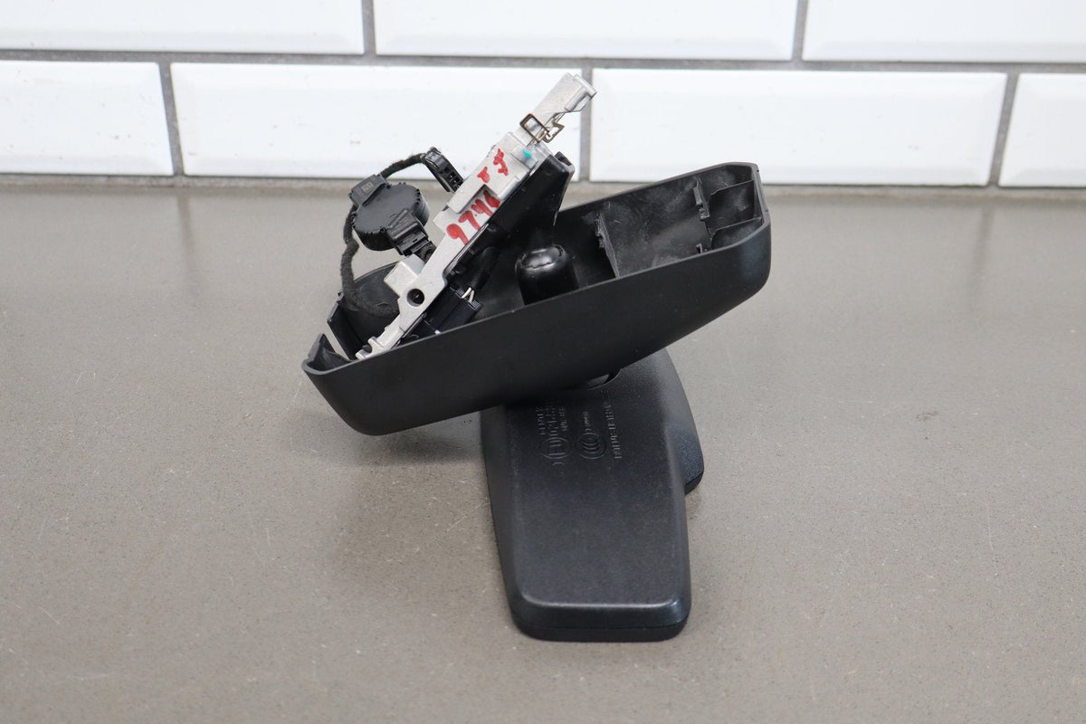 14-20 Cadillac Escalade Auto Dim Mirror 13584893