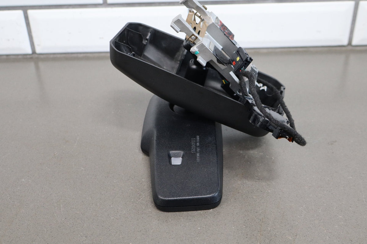 14-20 Cadillac Escalade Auto Dim Mirror 13584893