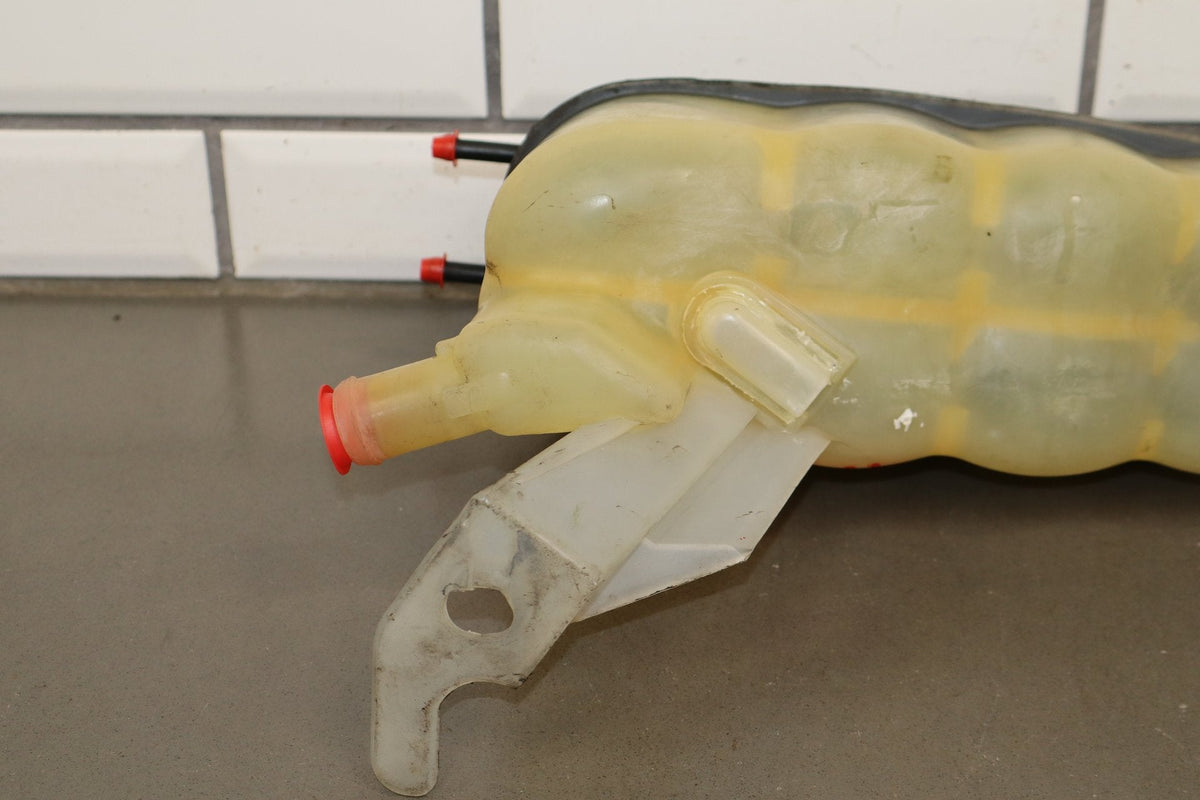 14-20 Cadillac Escalade Coolant Bottle 84368362 OEM