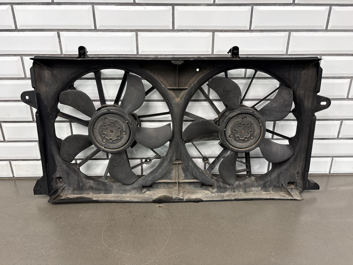 14-21 Cadillac Escalade Dual Fan Shroud 23123635