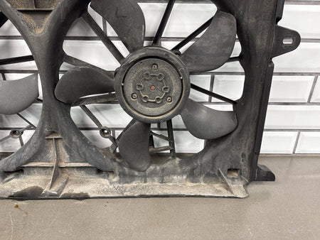 14-21 Cadillac Escalade Dual Fan Shroud 23123635