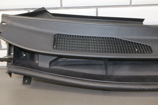 14 - 21 Lexus GX460 Front Center Cowl Vent Panel W/Seal (Textured Black) See Notes