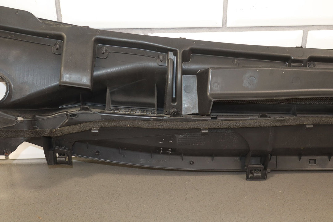 14 - 21 Lexus GX460 Front Center Cowl Vent Panel W/Seal (Textured Black) See Notes