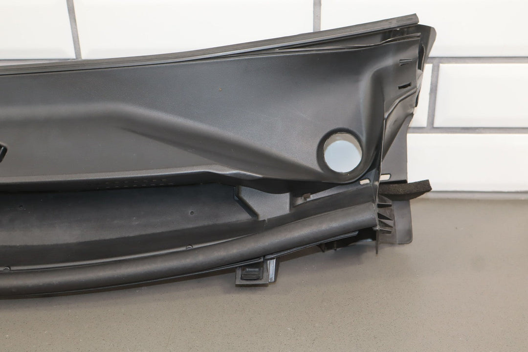 14 - 21 Lexus GX460 Front Center Cowl Vent Panel W/Seal (Textured Black) See Notes