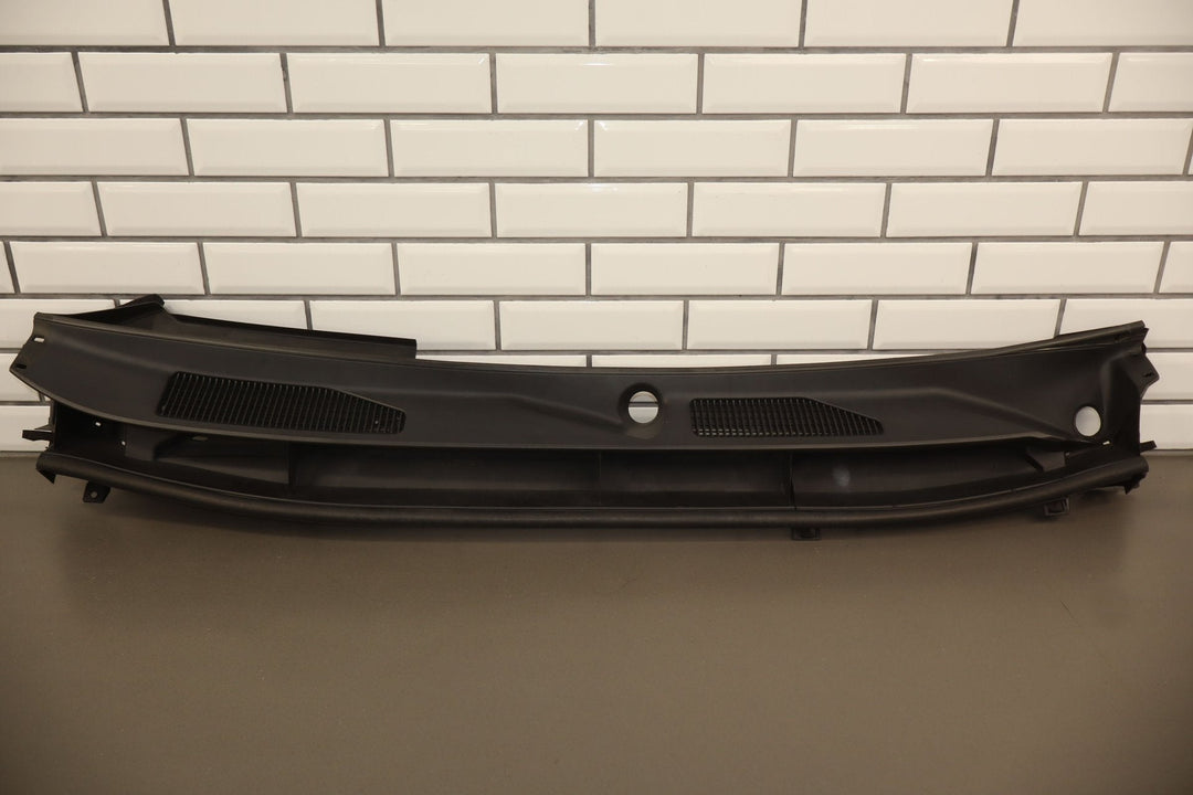 14 - 21 Lexus GX460 Front Center Cowl Vent Panel W/Seal (Textured Black) See Notes