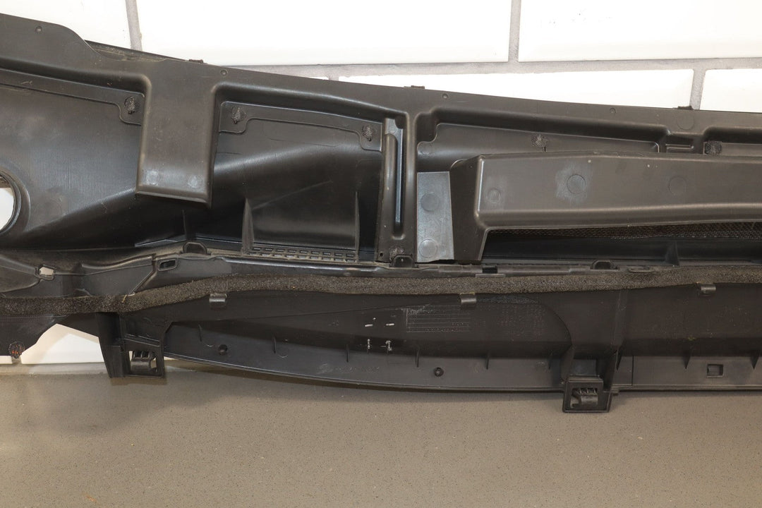 14 - 21 Lexus GX460 Front Center Cowl Vent Panel W/Seal (Textured Black) See Notes