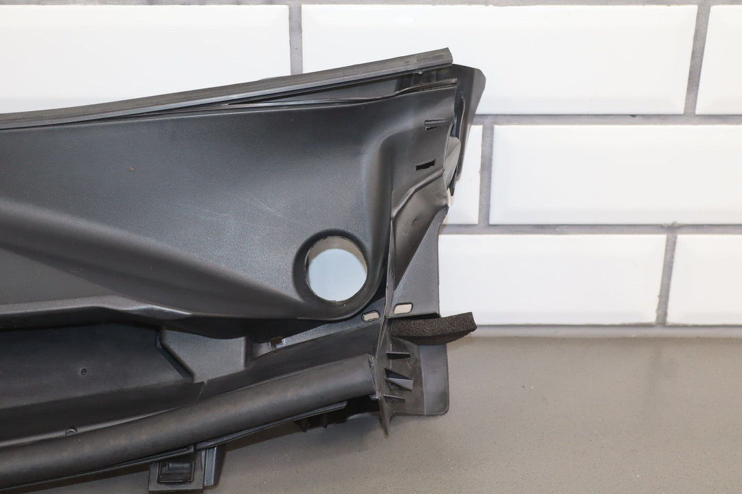 14 - 21 Lexus GX460 Front Center Cowl Vent Panel W/Seal (Textured Black) See Notes