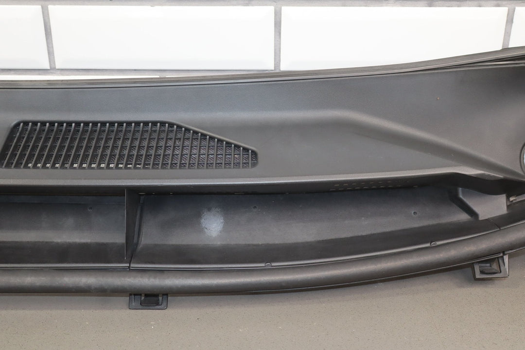 14 - 21 Lexus GX460 Front Center Cowl Vent Panel W/Seal (Textured Black) See Notes