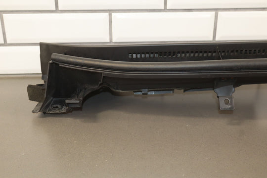 14 - 21 Lexus GX460 Front Center Cowl Vent Panel W/Seal (Textured Black) See Notes